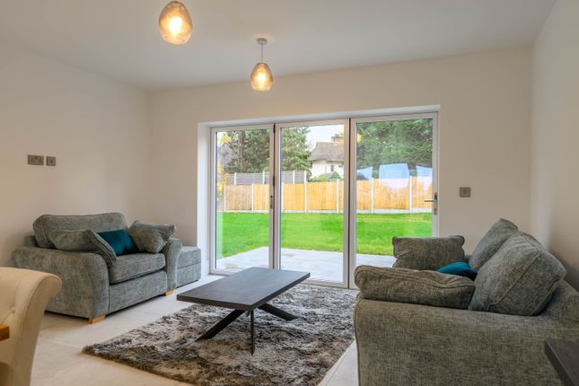 The Swallows, 7, Bletchley Close, Nottingham photo 4