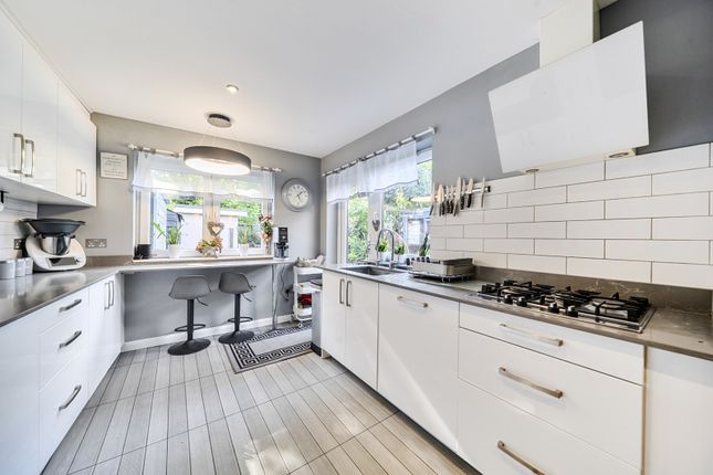 61, Laughton Road, Northolt photo 4