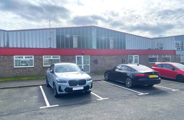Warehouse to let in Units H4-H5, Halesfield 19, Telford, Shropshire