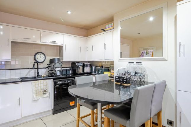 38 HEYFORD CLOSE, Heyford Close, Witney photo 4