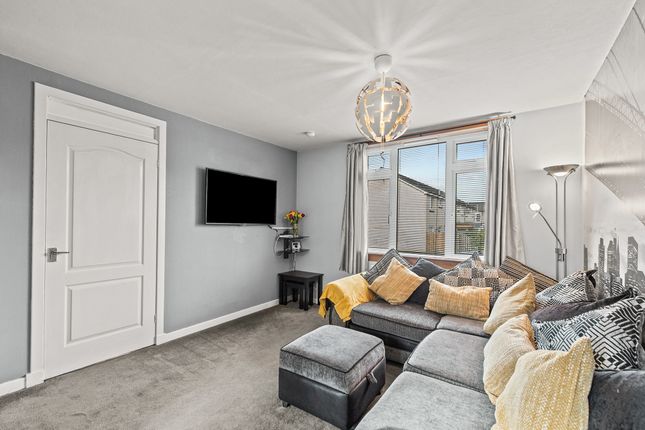 20, Castle Avenue, Carronshore photo 3