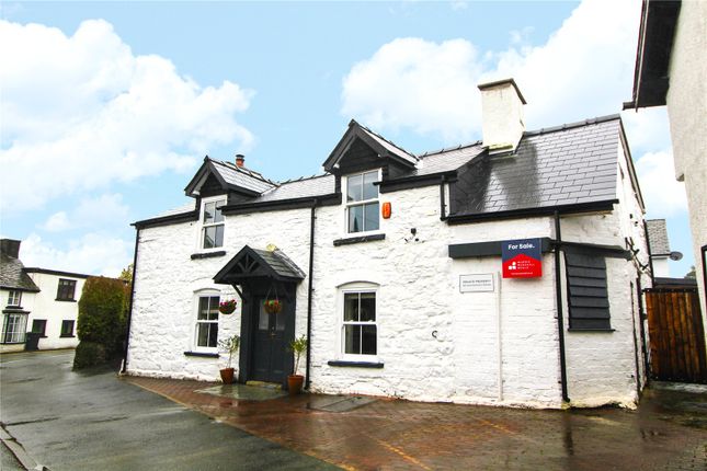 Thumbnail Detached house for sale in West Street, Rhayader, Powys