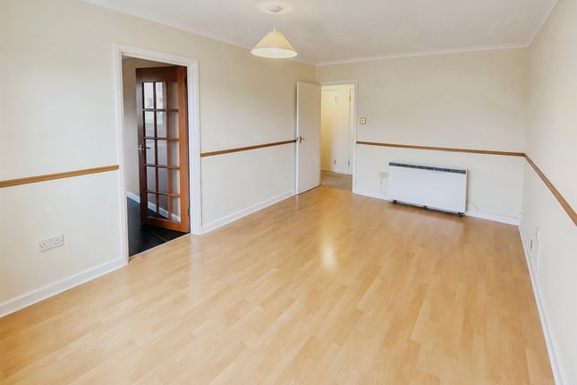 22, Chestnut Place, Southam photo 2