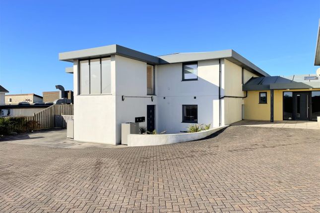 Flat for sale in Perranporth