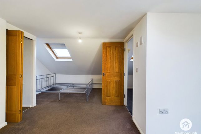 Room 6 Loft, 64, Harold Road, London photo 4