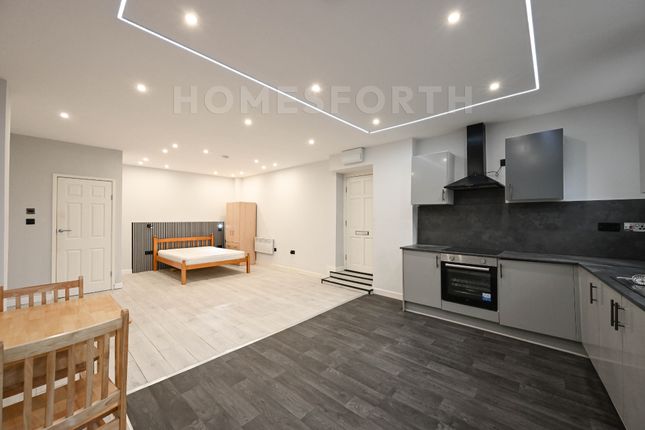 27B, Bellegrove Road, London photo 5