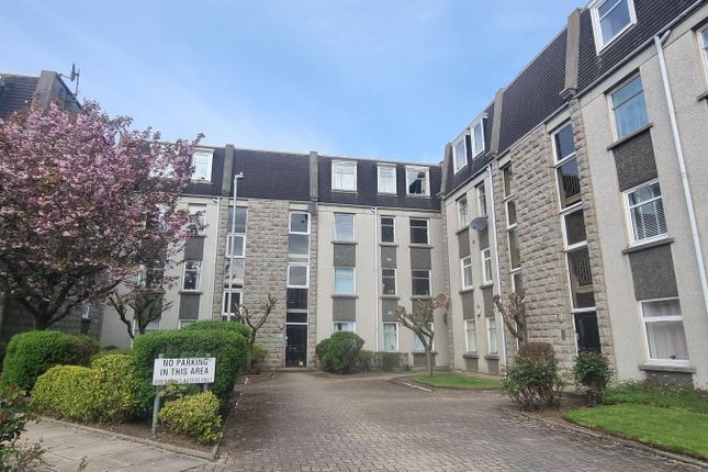 Thumbnail Flat to rent in Linksfield Gardens, Aberdeen