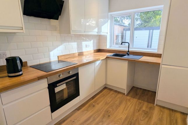 11, Central Drive, Wigan photo 2