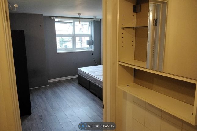 Thumbnail Studio to rent in Holywell House, London