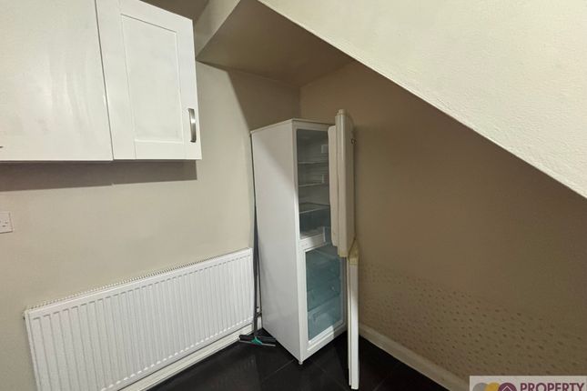 233A, Derby photo 3