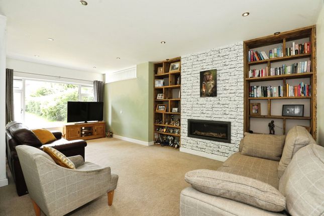 35, Hassall Road, Stoke-on-Trent photo 3