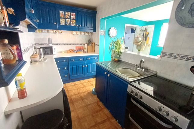 214, Faversham Road, Whitstable photo 3
