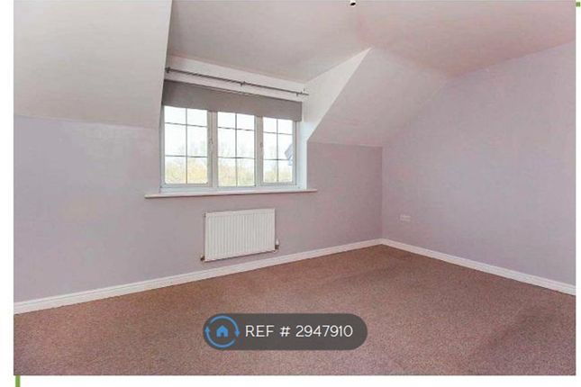 Phoenix Close, Donnington, Telford photo 4