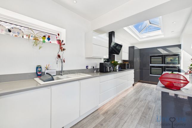 44, Princes Way, Fleetwood photo 3