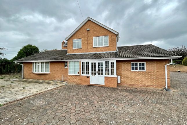 Detached house for sale in The Pines, Greenside, Ryton