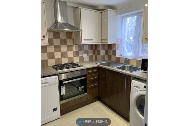 Chervil Close, Feltham photo 4