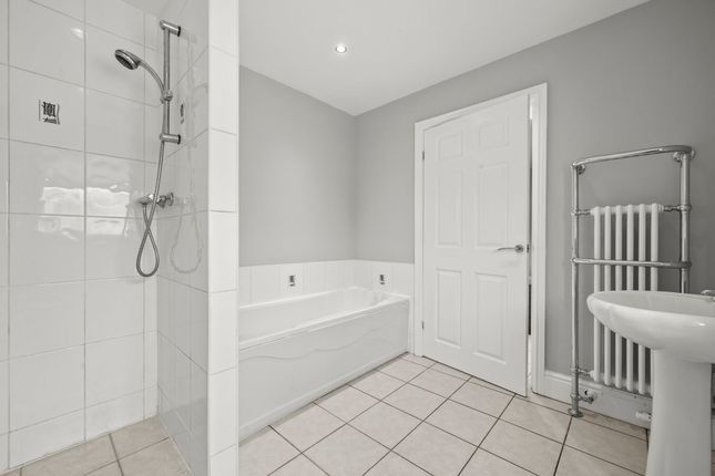 13 Adamson Street, Wigan photo 4