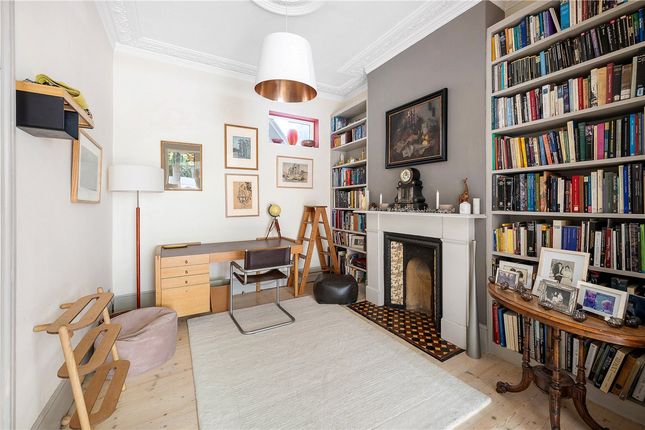 34, Tarbert Road, London photo 5
