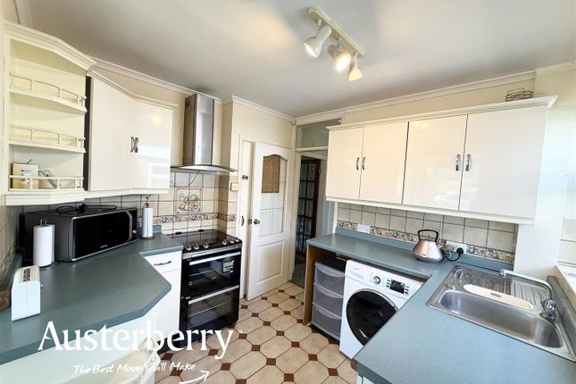 5, Woodside Drive, Stoke-On-Trent photo 4