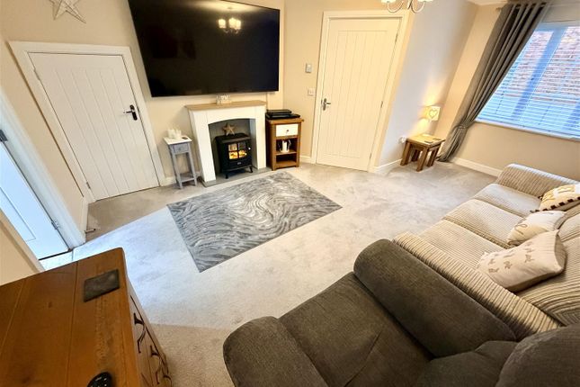 7, Hillfield Close, Albert Village photo 4