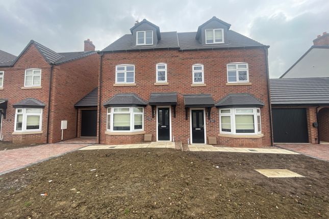 Thumbnail Semi-detached house to rent in Brightside House, Lutterworth Road, Leicester