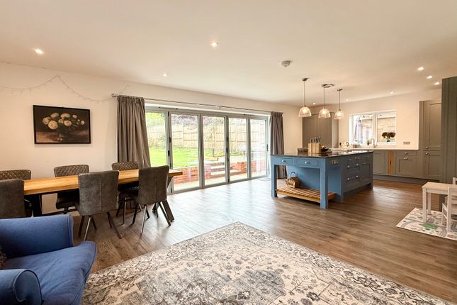 5, Ludlow Close, Warminster photo 4