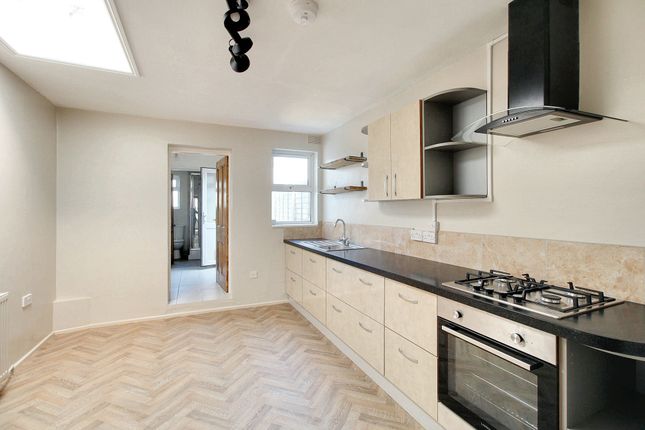 85 Canterbury Road, Ashford photo 3