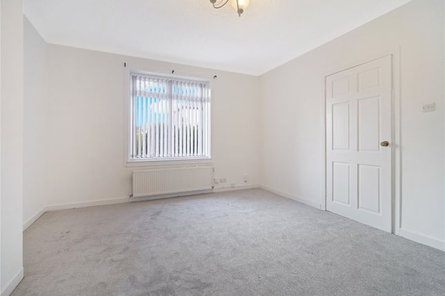 78, Morris Crescent, Kilmarnock photo 3
