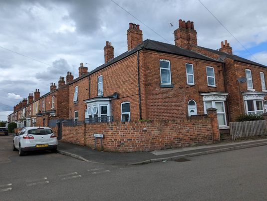 Detached house to rent in Room 3 60, Thrumpton Lane, Retford