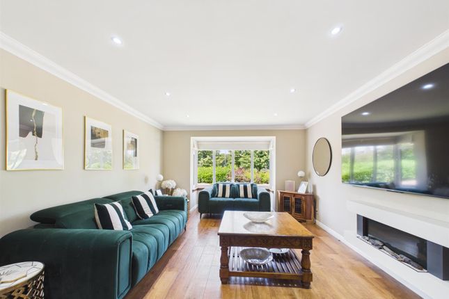 3, Patrickbank Crescent, Johnstone photo 2