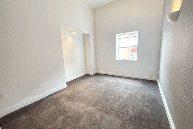 Flat to rent in Esplanade, Whitley Bay