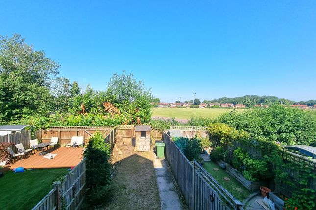 10 Welldale Mews, Sale photo 4