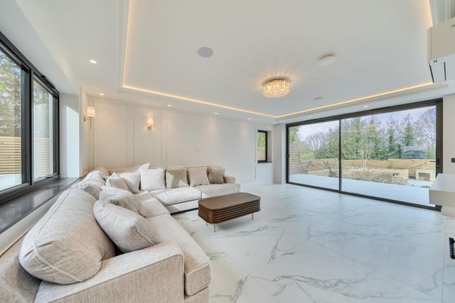 Astilbe Mansion, Brockley Hill, Stanmore photo 3