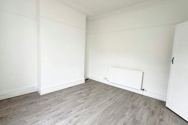 10, Redvers Road, Darwen photo 5