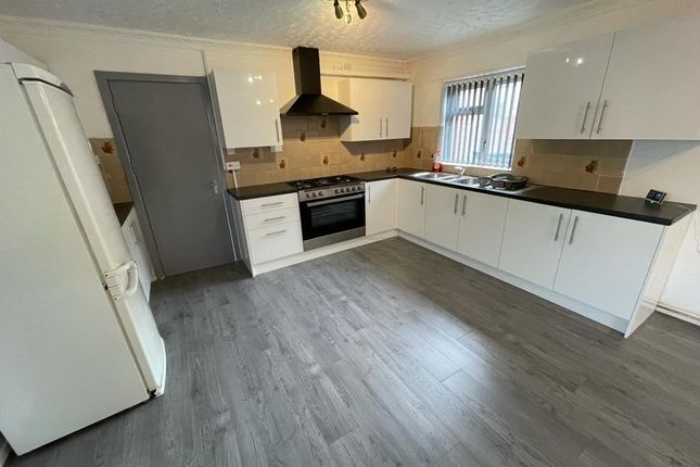 Room 6, 52 Holbrook Lane, Coventry photo 2