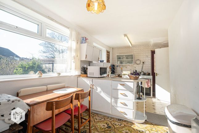 14 Bardsley Close, Bolton photo 3