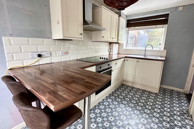 3, Bowland Crescent, Blackpool photo 4