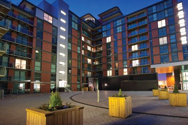 Leisure/hospitality to let in Gateway Plaza, Sackville Street, Barnsley