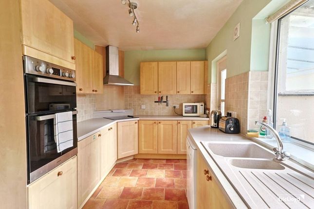 5, Rock Close, Paignton photo 4