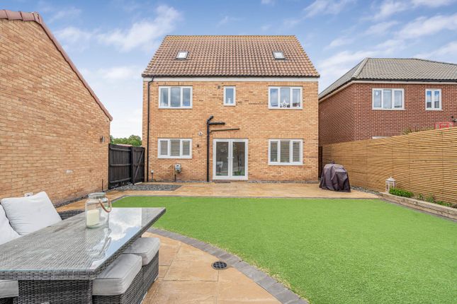 23, Mallard Way, Exning photo 4