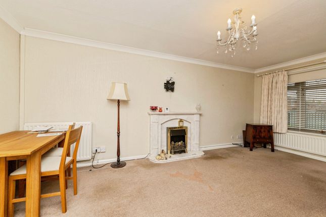 47, Avebury Drive, Tyne and Wear photo 2