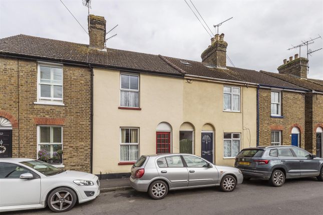 Terraced house for sale in Cyprus Road, Faversham