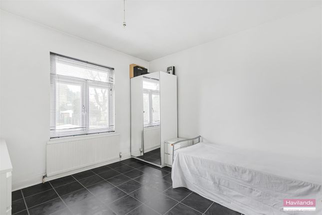 Semi-detached house for sale in The Orchard, London