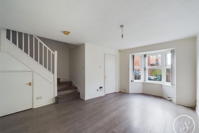 Town house for sale in Silkstone Court, Leeds