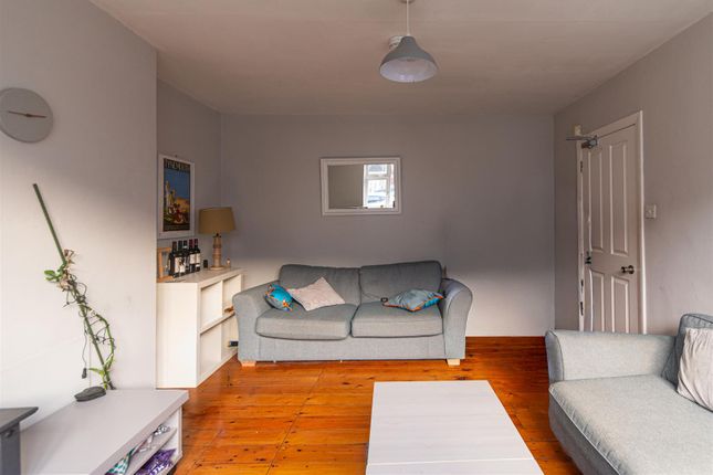 Room 3, 33, Rothbury Terrace, Newcastle Upon Tyne photo 4