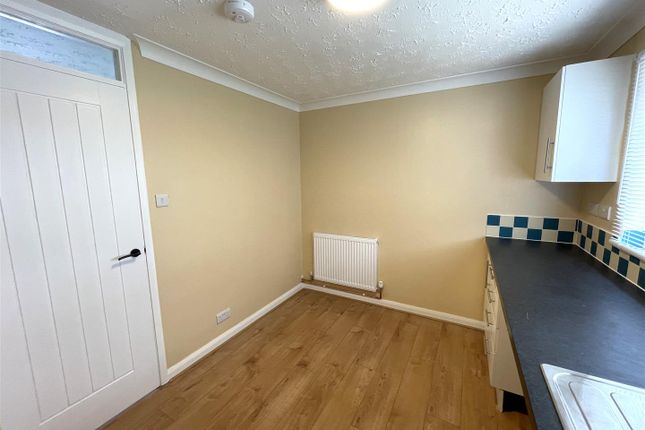 6 Sextant Court, Armada Way, Littlehampton photo 5