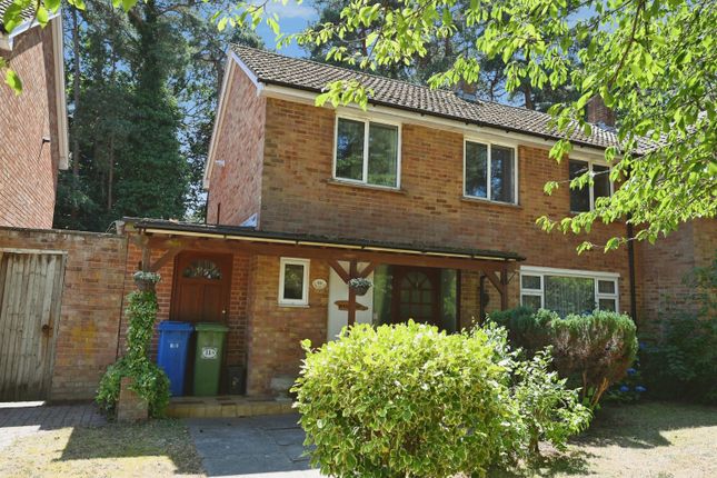 11a, Cheam Close, Bracknell photo 2