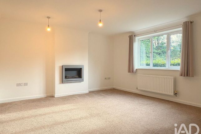 41, Benham Drive, Reading photo 2