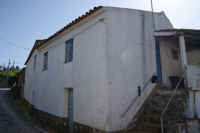 Thumbnail Town house for sale in Proença-A-Nova, Proença-A-Nova E Peral, Proença-A-Nova, Castelo Branco, Central Portugal