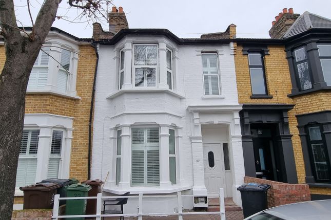Thumbnail Property to rent in Beaconsfield Road, Leyton, London